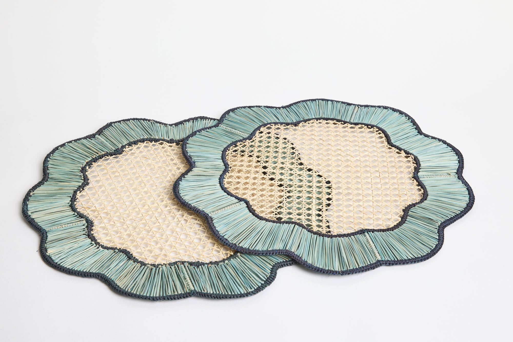 S/2 Wavy Woven Placemats