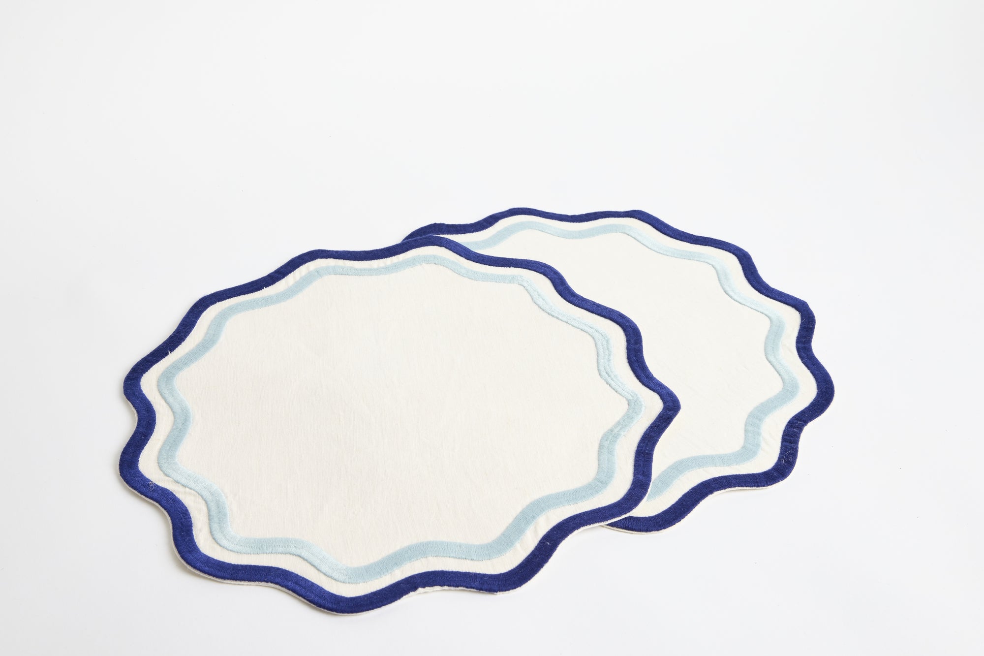 Wavy placemats, Set of 2